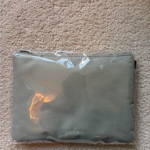 Carried Well Pouch - Cloth & Paper